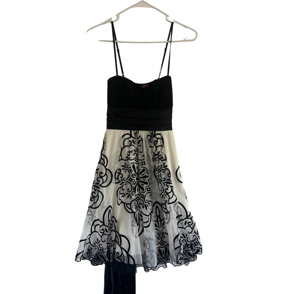 Trixxi Black & White Dress Women's Size S Spaghetti Strap Party Cocktail
